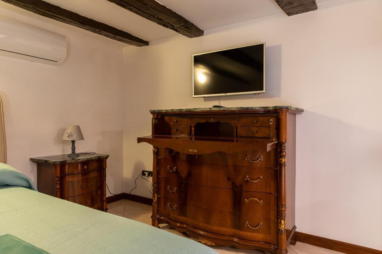 Domus Annabella Appartement Napels Buitenkant foto
