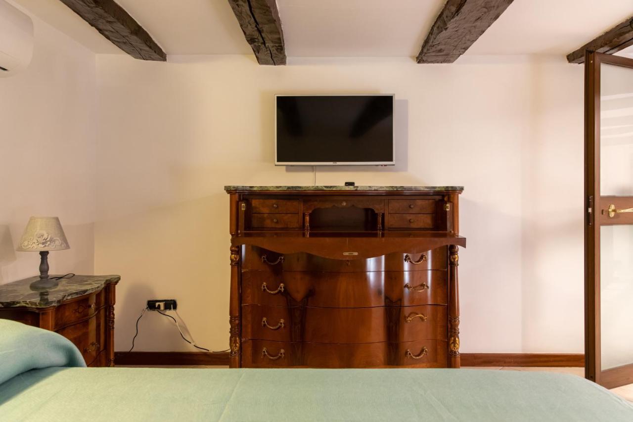 Domus Annabella Appartement Napels Buitenkant foto