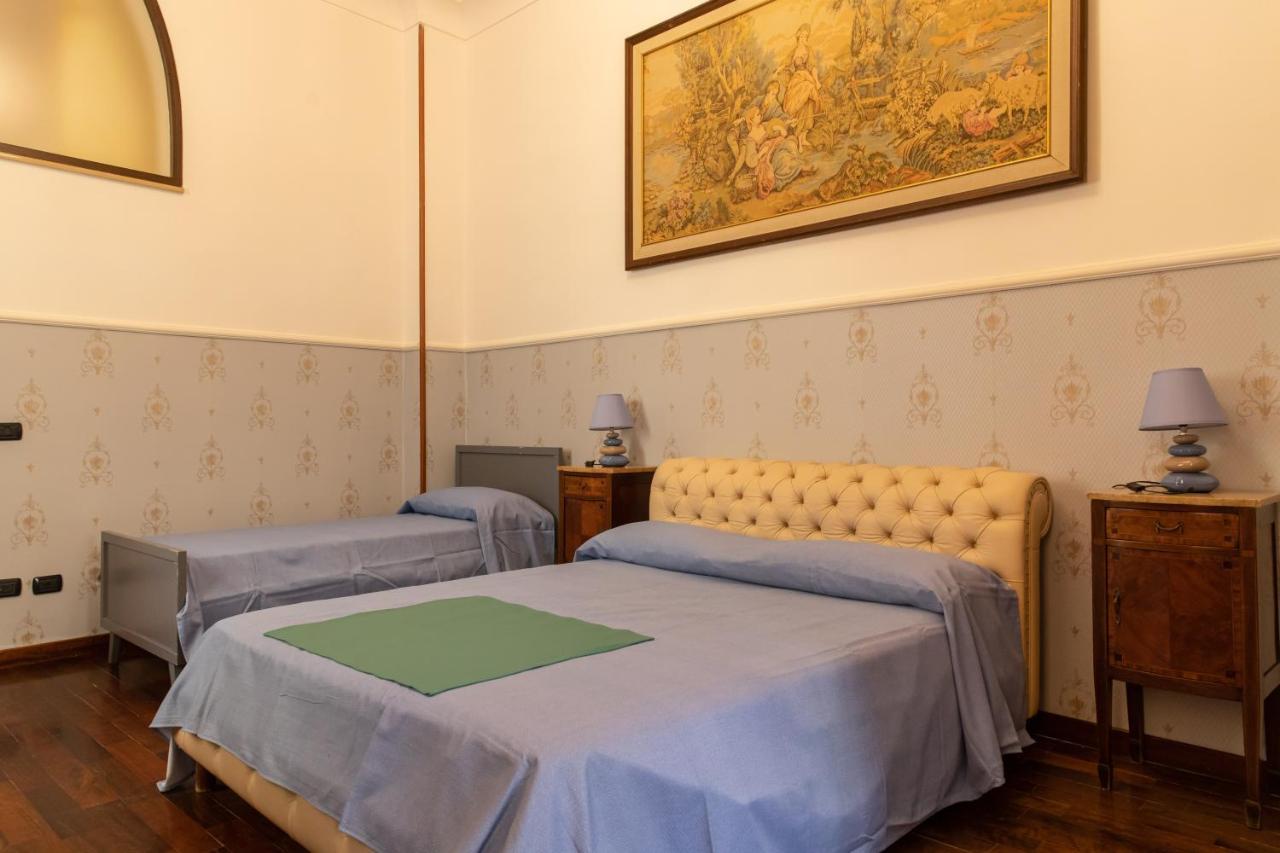 Domus Annabella Appartement Napels Buitenkant foto